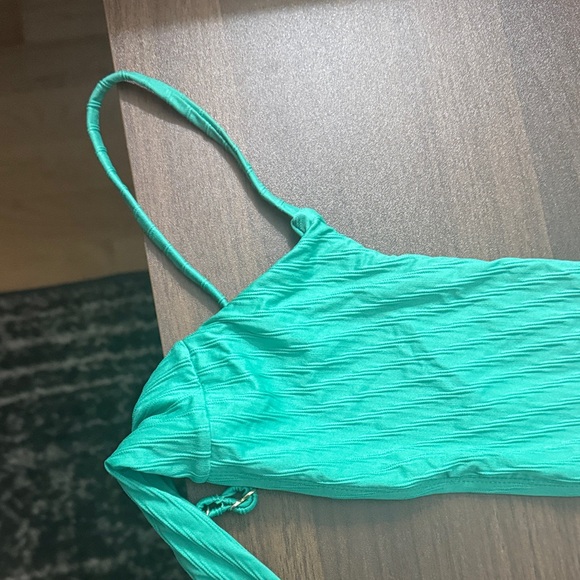 Monday Swimwear Teal Bikini Set - Picture 4 of 9